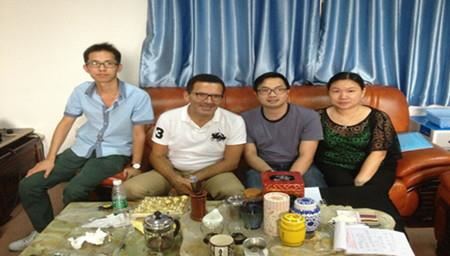 【鈦鋼手鐲代工】意大利-安德里亞先生實地考察驗廠簽約